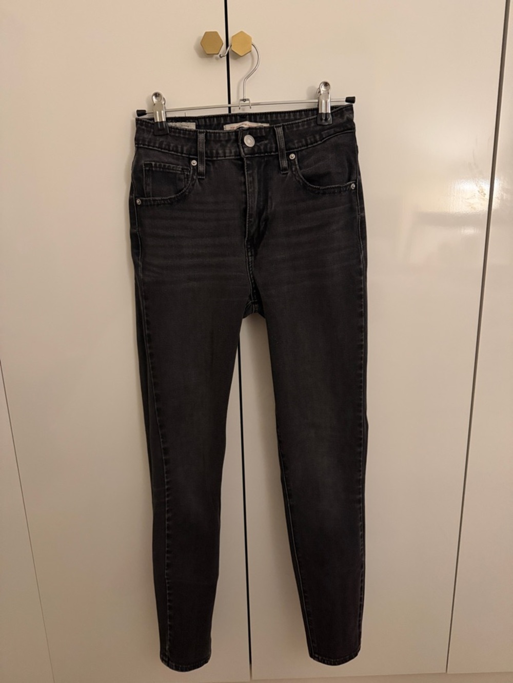 Levi's High Rise Black Skinny Jeans